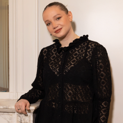 Discover the sewing pattern Epoque, blouse/dress: 1 pattern, 18 views