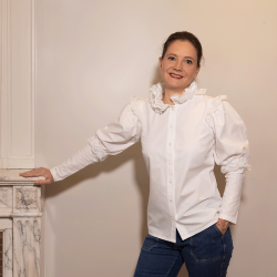 Discover the sewing pattern Epoque, blouse/dress: 1 pattern, 18 views