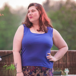 Simplement, it is the sewing pattern of a skirt and tank top set.